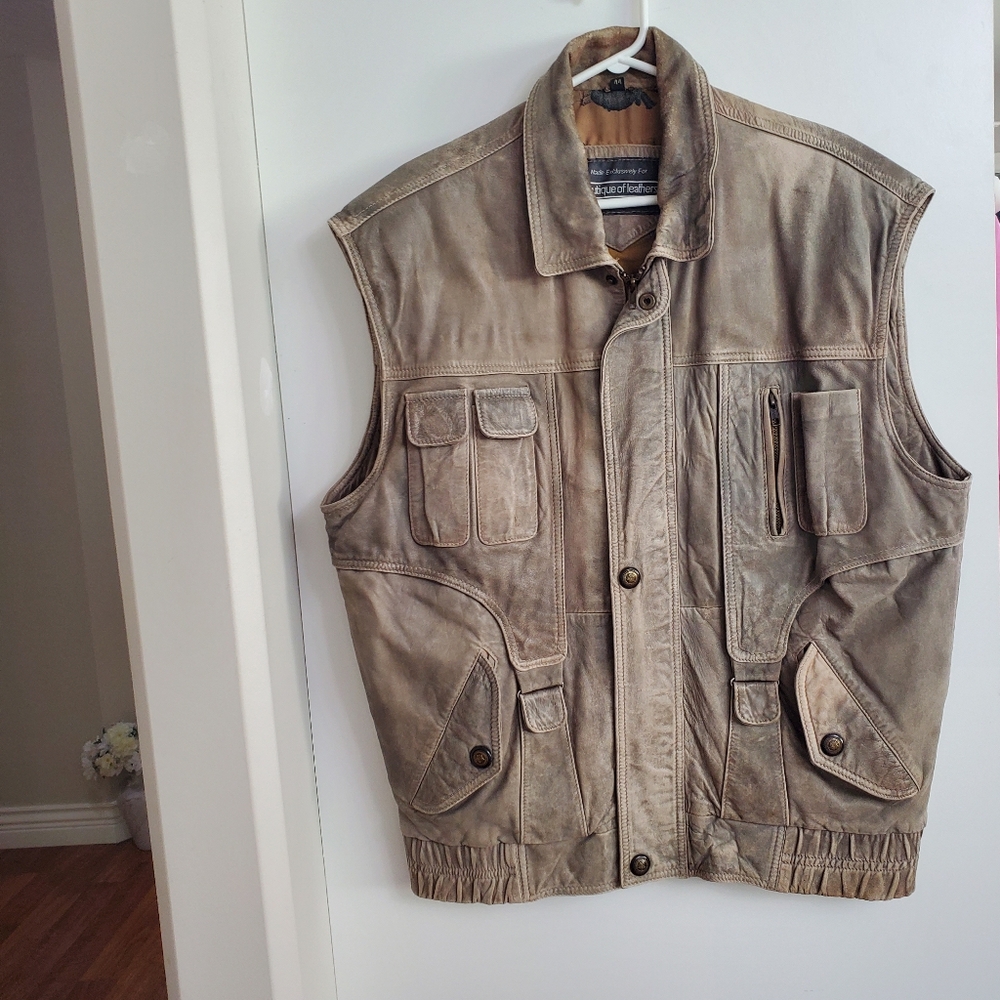Vintage Canada Leather Men’s Tan Vest S-Medium